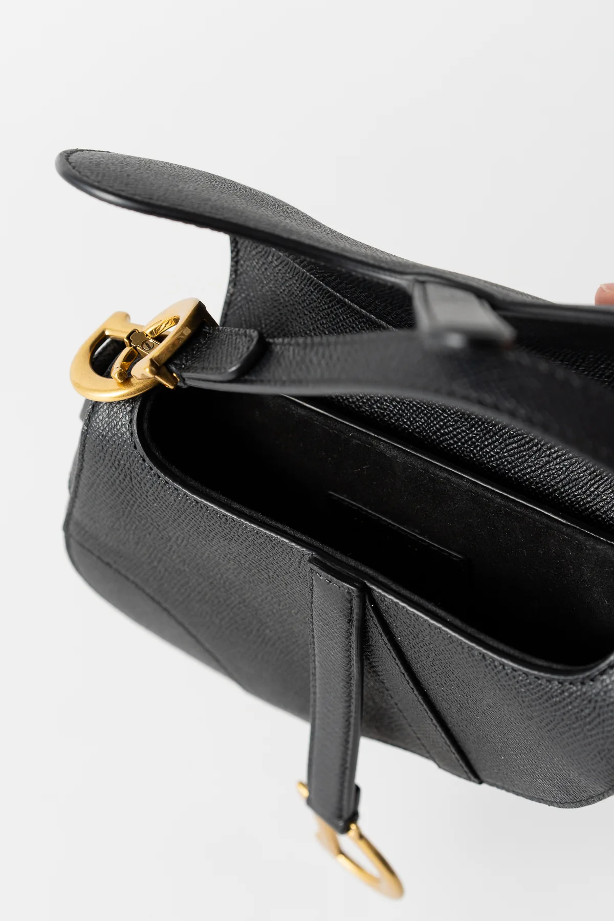 Geantă din piele Dior Mini Saddle | LA VESTIMENTA